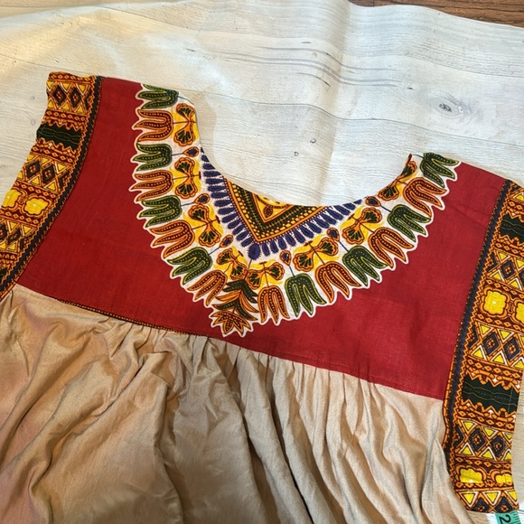 Tribal Inspired Top! - Picture 6 of 6
